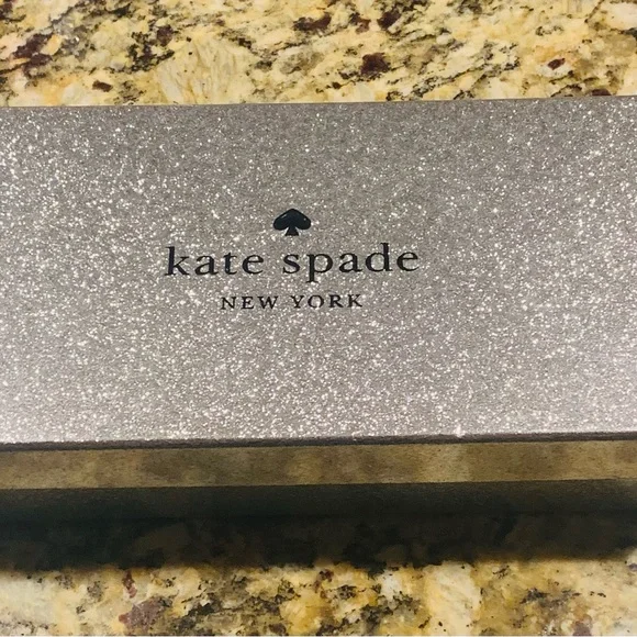 NEW KATE SPADE Zip Around Leather Wallet w/Glitter Box Perfect for Spring!! - Picture 14 of 15